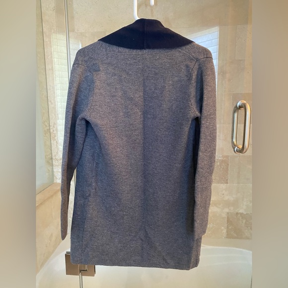 Massimo Dutti Sweather - Picture 2 of 3